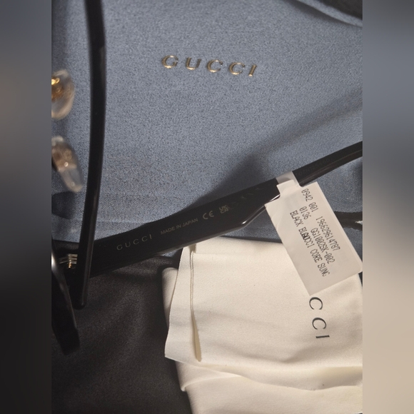 Gucci Sunglasses - Picture 2 of 13